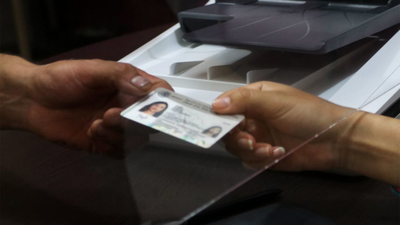 Se puede tramitar la credencial de elector antes de los 18 años
