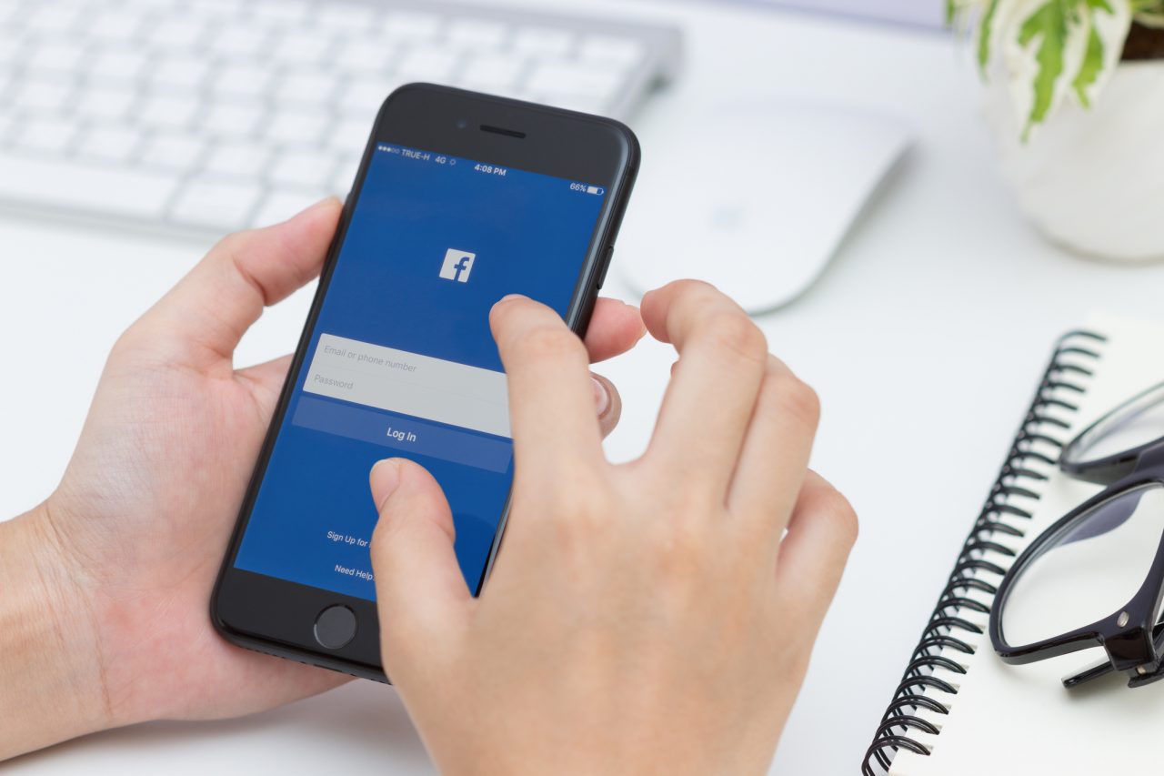 Como agregar amigos en facebook sin enviar solicitud
