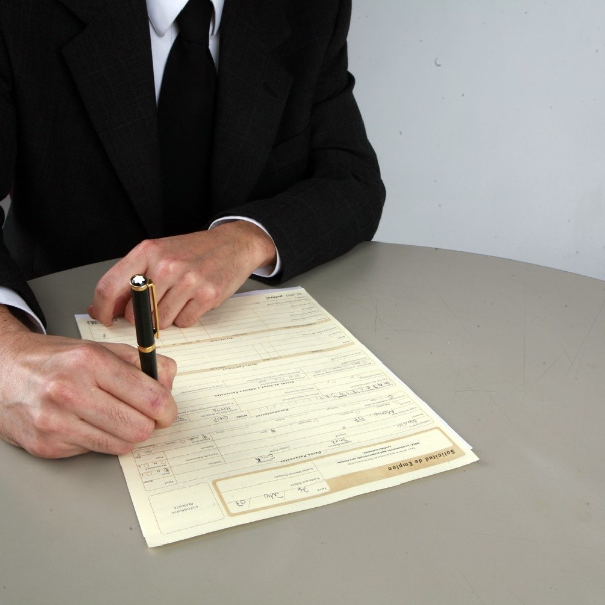 Requisitos de solicitud de empleo