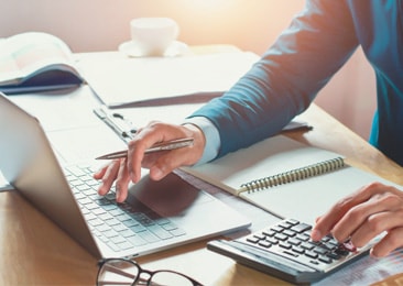Contrato de arrendamiento financiero